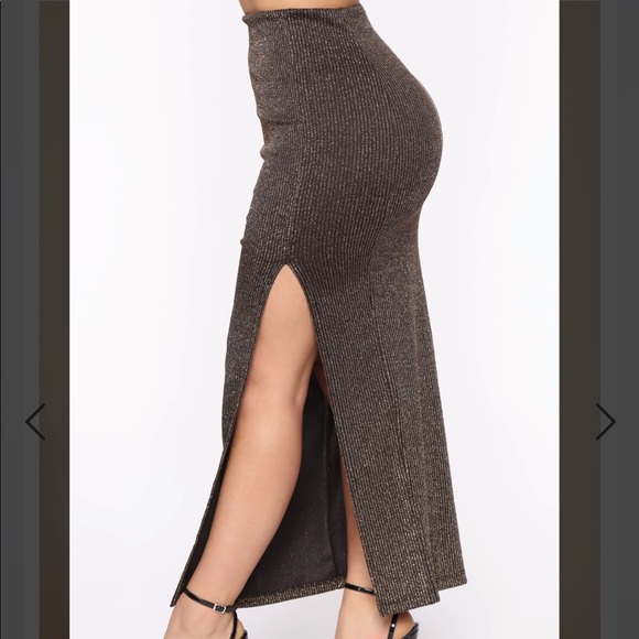 🥀DONATING 12/30 Skirt Set High Waist - Picture 8 of 9